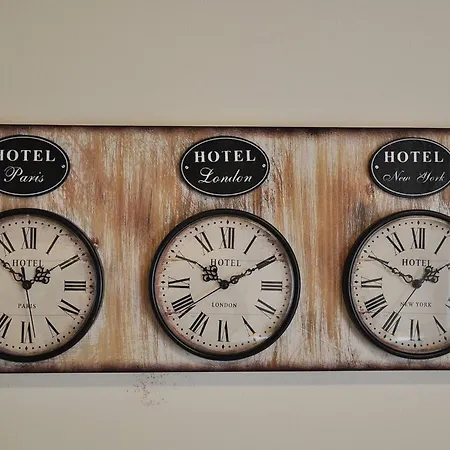 Modern In The Center Apartamento